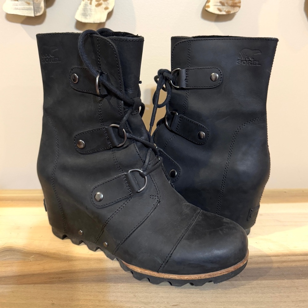 Sorel Joan Of Arctic Lace-up Wedge Boots